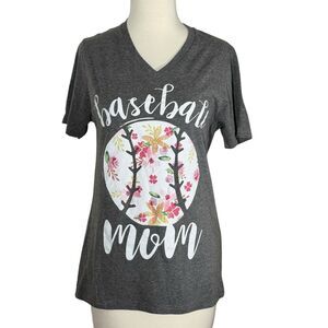 Calamity Jane’s Country Chic Baseball Mom Gray V-neck Graphic Tee Sz S